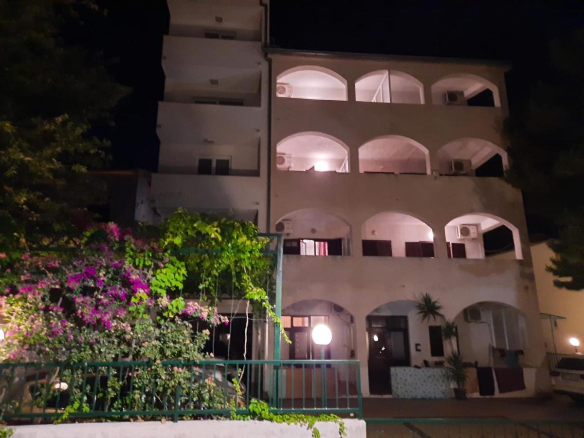 Apartmani R&B Radalj Makarska Dış mekan fotoğraf