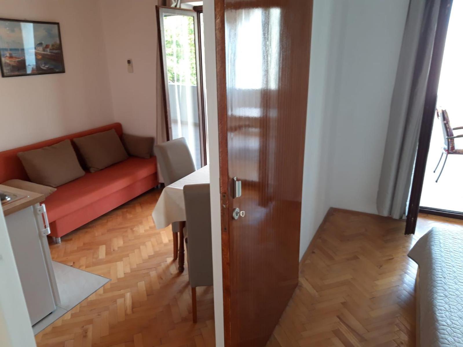 Apartmani R&B Radalj Makarska Oda fotoğraf